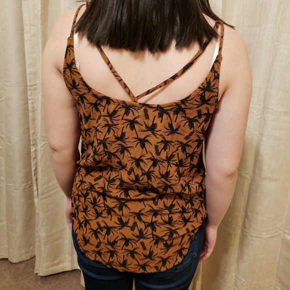 Mossimo tank top - Picture 4 of 6